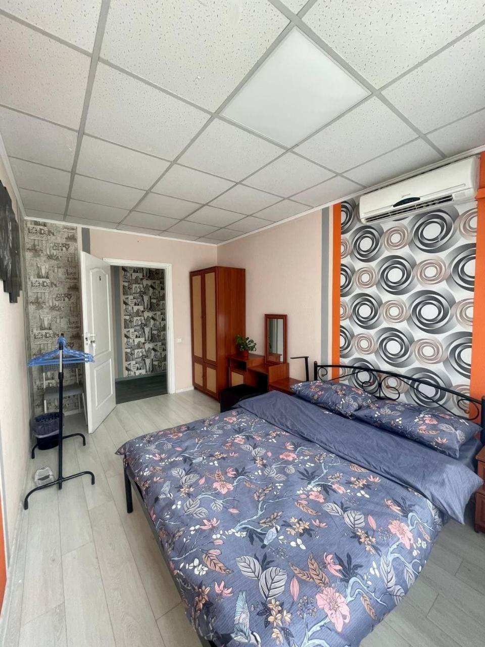 Uneed Rooms Sakvoiaj Kiev Ngoại thất bức ảnh